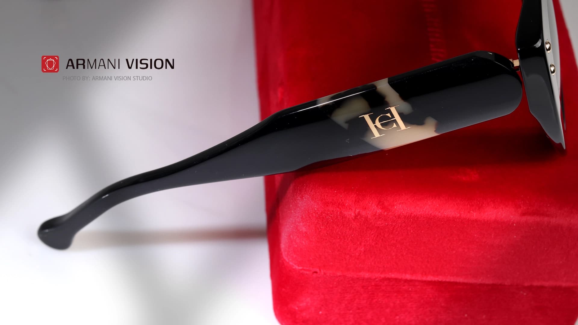 عینک کارولینا هررا CAROLINA HERRERA – HER0127S – WR79O — تصویر ۸
