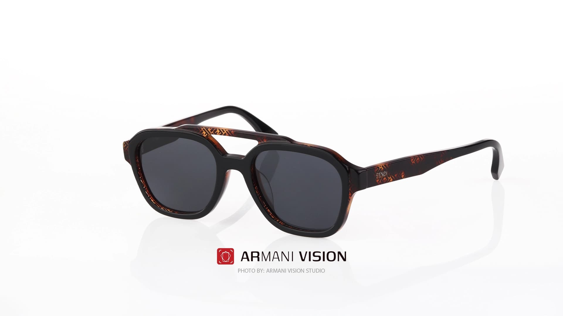 عینک فندی FENDI – FE40076U – 1A — تصویر ۴