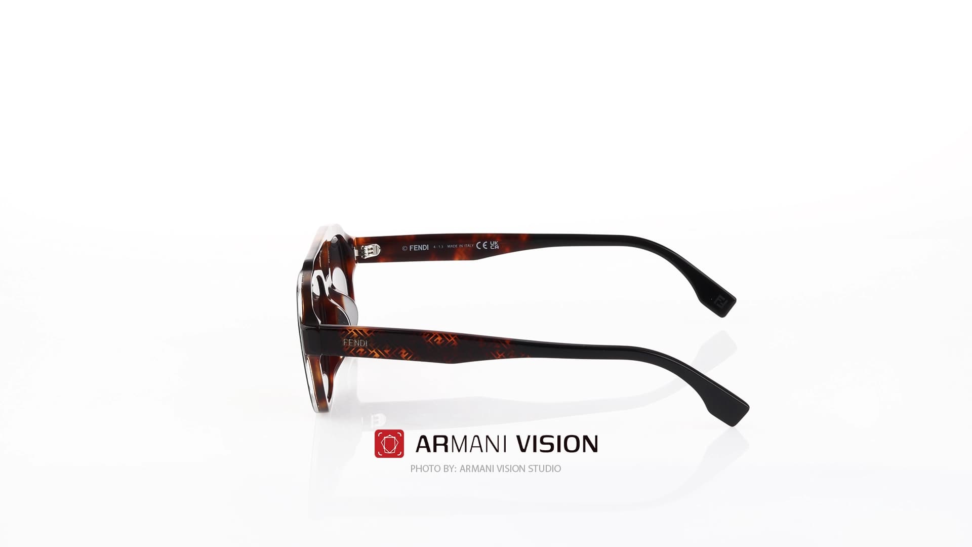 عینک فندی FENDI – FE40076U – 1A — تصویر ۵