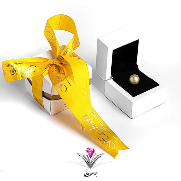 مروارید تکی طبیعی