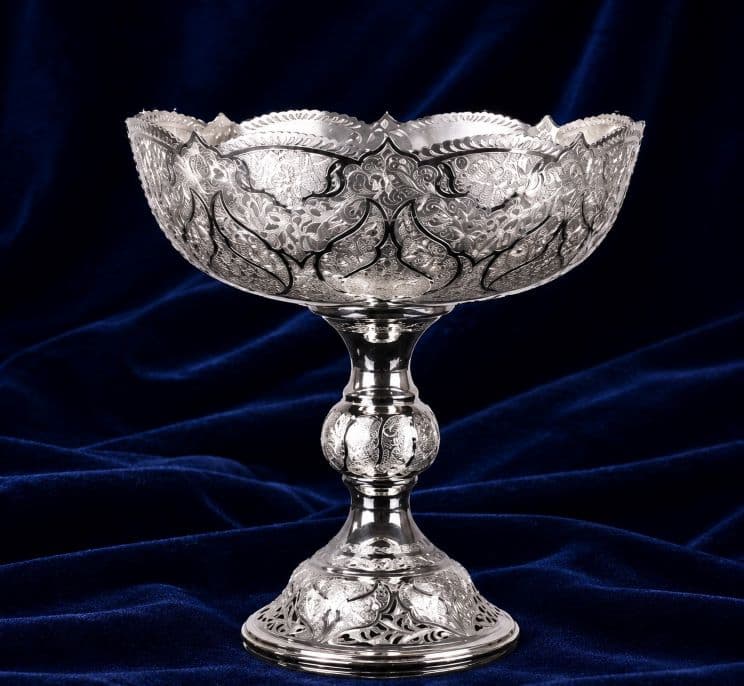 کاسه میوه پایه دار بلند
