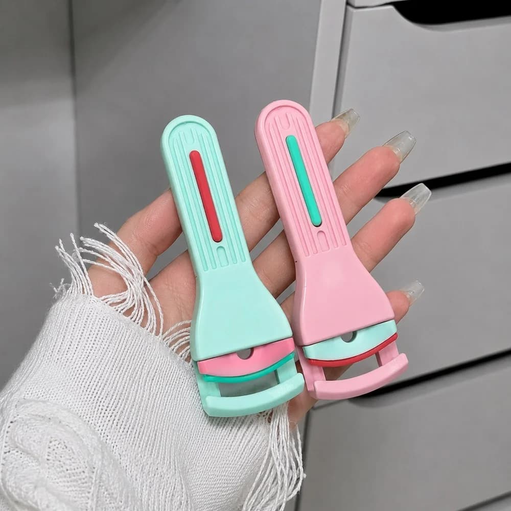 فرمژه شانه‌دار