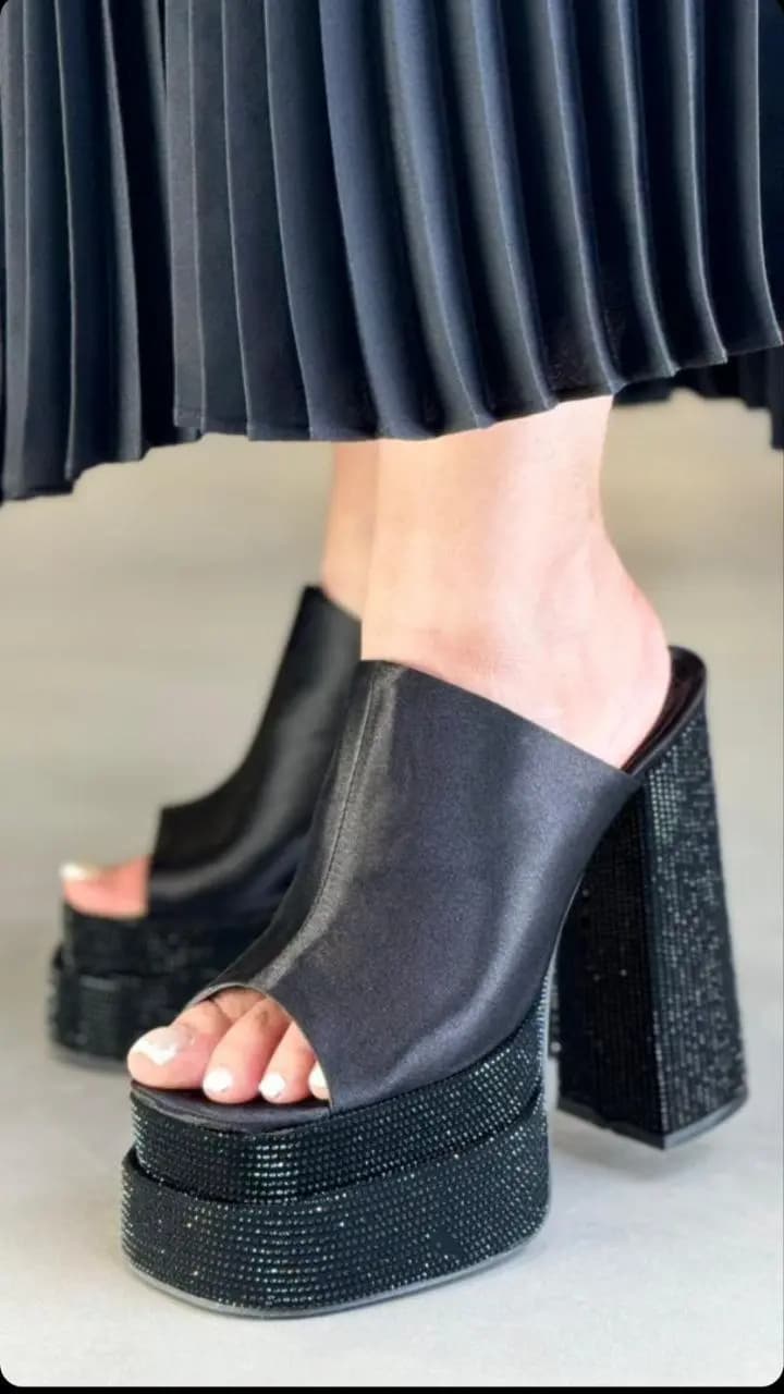 صندل فشن دولژ نگینی کد 6032 — تصویر ۲