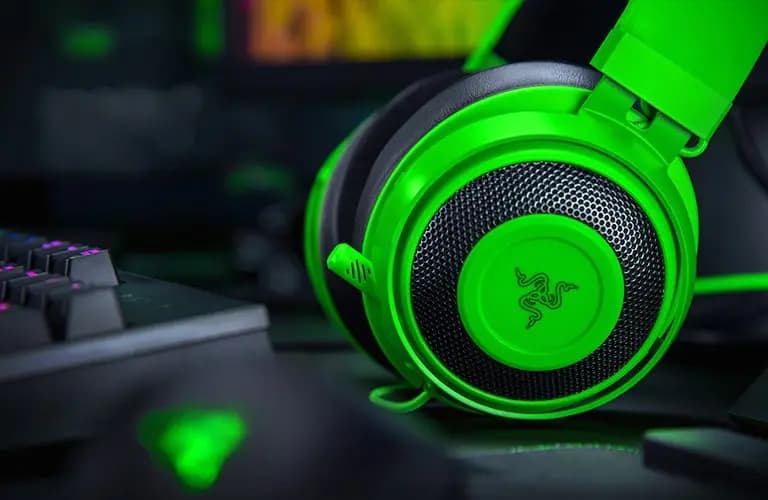 هدست گیمینگ باسیم ریزر RAZAER مدل Kraken Green — تصویر ۴