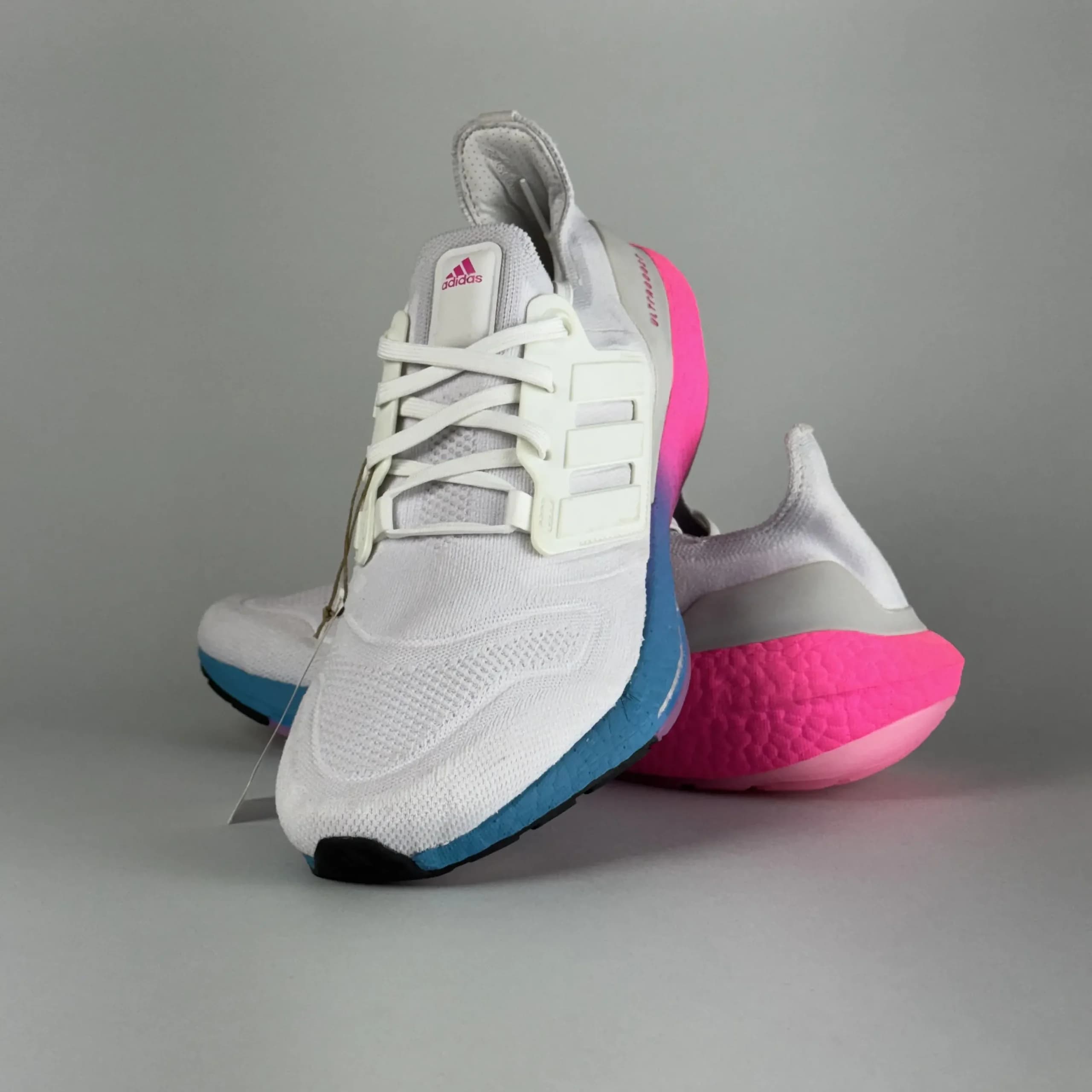 آدیداس الترابوست ADIDAS ULTRABOOST 22 مدل GV8830 — تصویر ۲