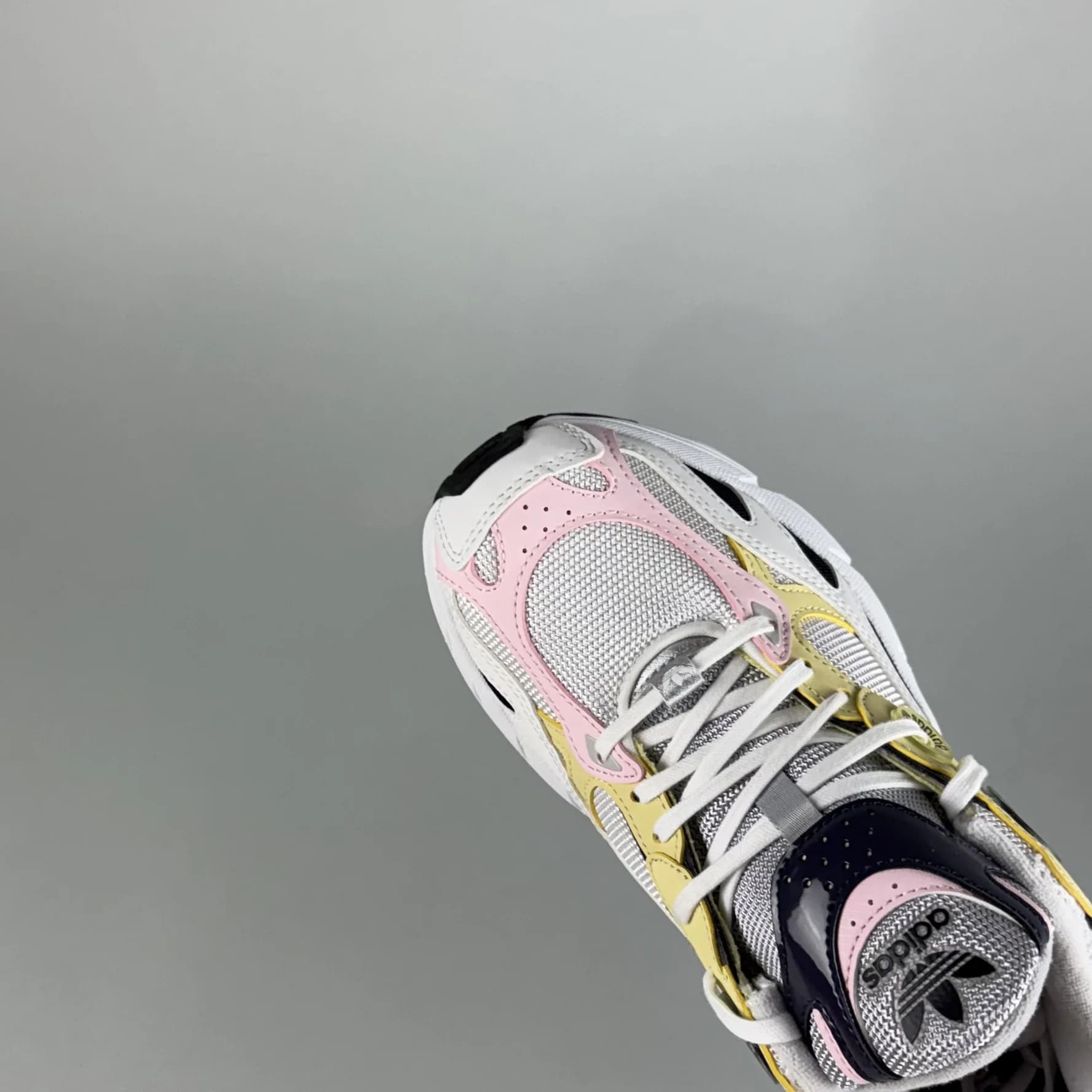 آدیداس استیر ADIDAS ASTIR مدل GZ1637 — تصویر ۷