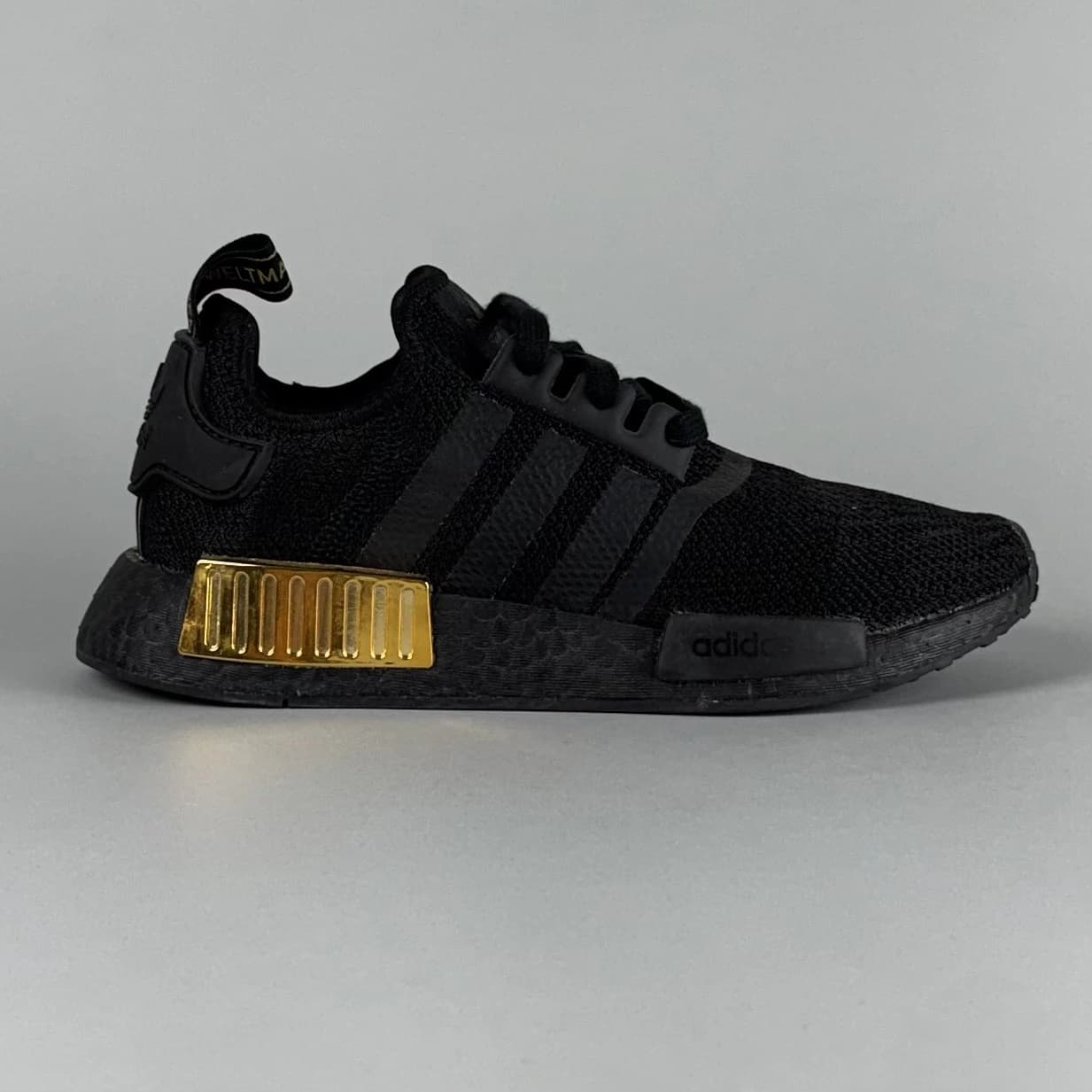 آدیداس ان ام دی ADIDAS NMD R1 مدل FV1787