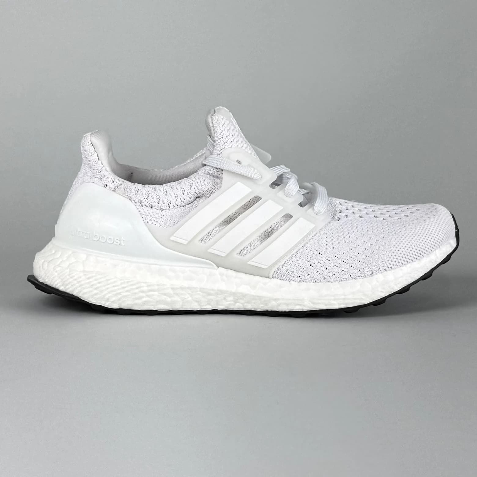 آدیداس الترابوست ADIDAS ULTRABOOST 5.0 DNA مدل GV8747
