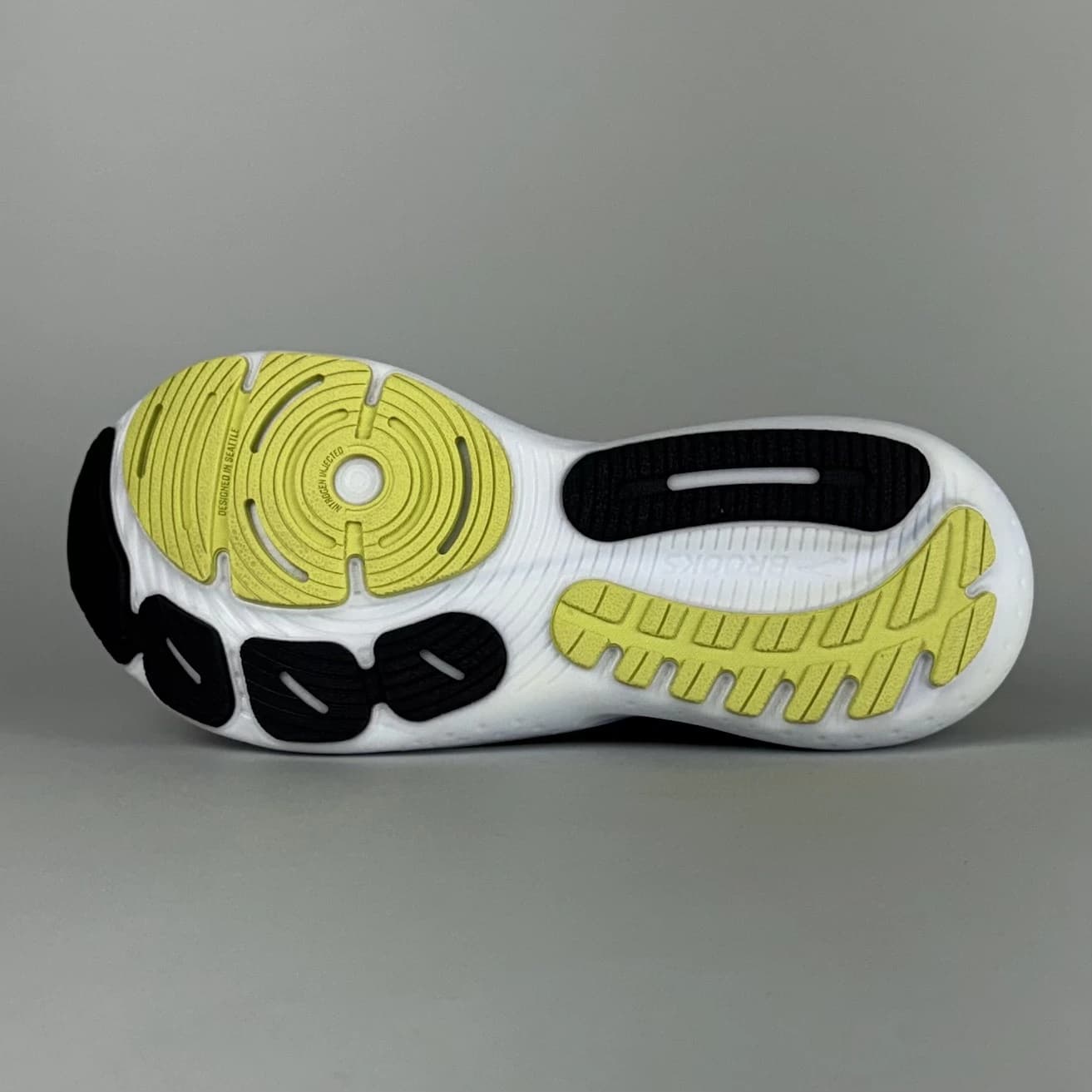 بروکس گلیسرین BROOKS GLYCERIN STEALTHFIT 21 مدل 1204101B620 — تصویر ۴