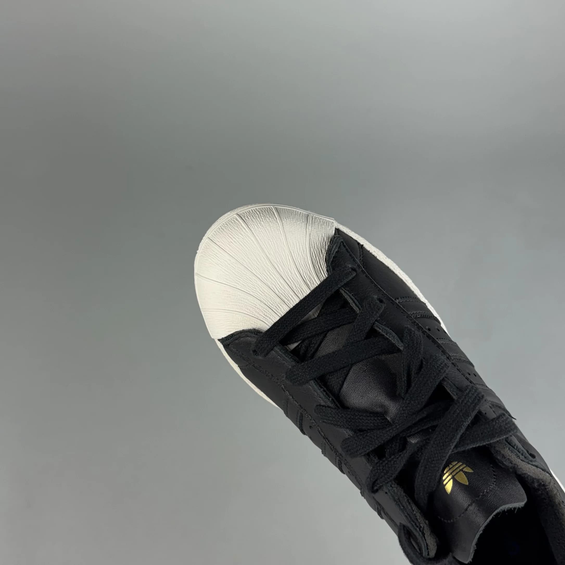 آدیداس سوپراستار ADIDAS SUPERSTAR مدل GW1799 — تصویر ۴