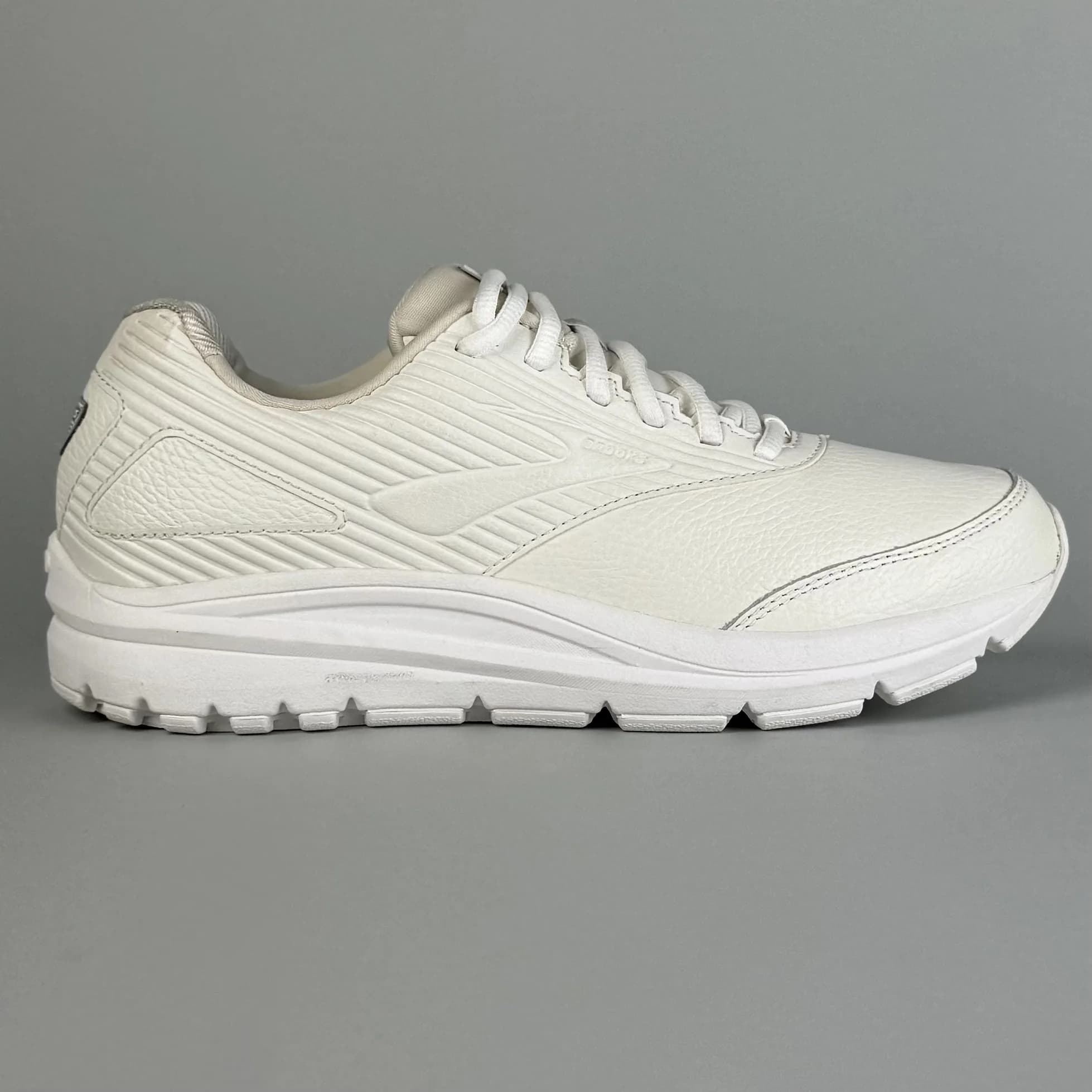 بروکس آدیکشن BROOKS ADDICTION WALKER 2 مدل 1103181B142