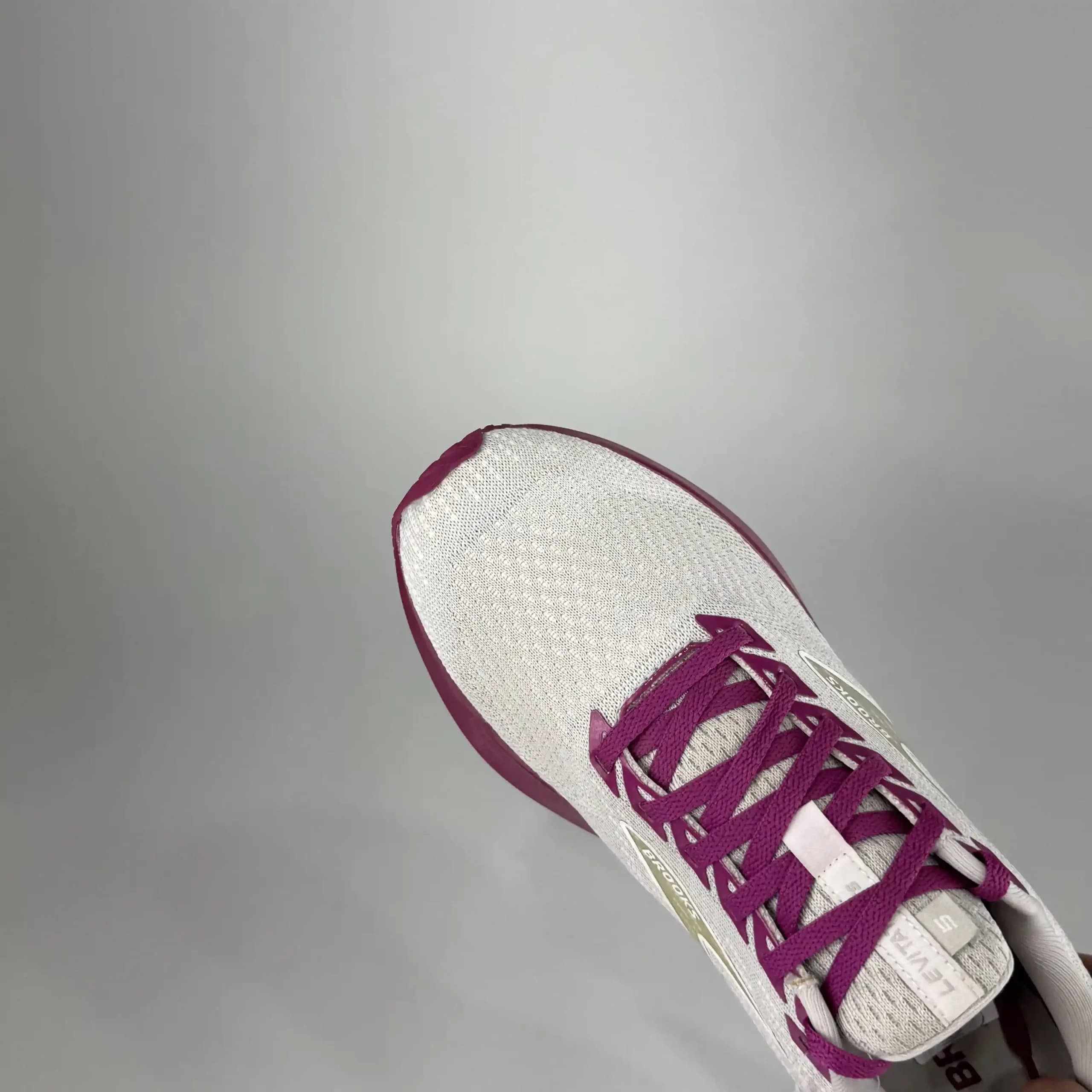 بروکس لویتیت جی تی اس BROOKS LEVITATE GTS 5 مدل 1203581B003 — تصویر ۶