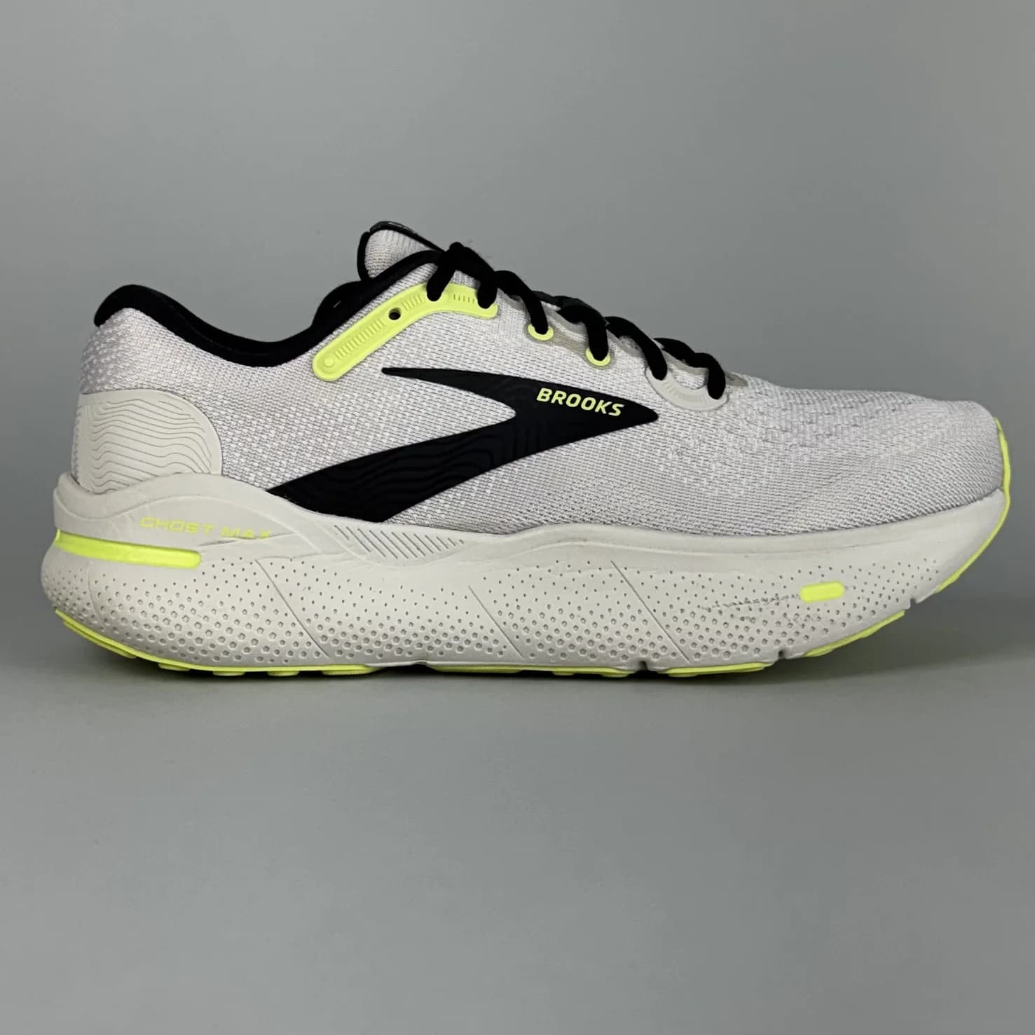 بروکس گاست مکس BROOKS GHOST MAX مدل 1104061D071