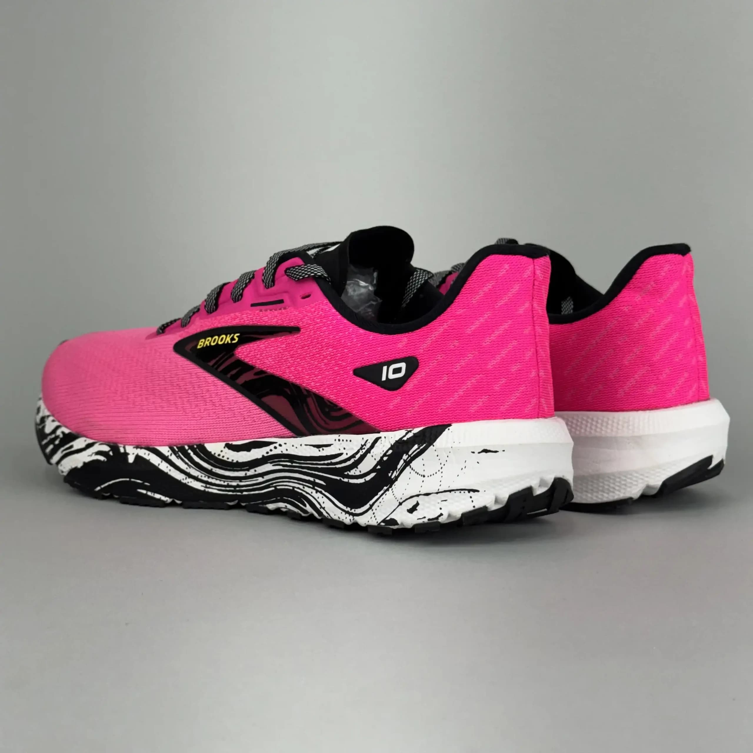 بروکس لانچ 10 BROOKS LAUNCH مدل 1203981B624 — تصویر ۳