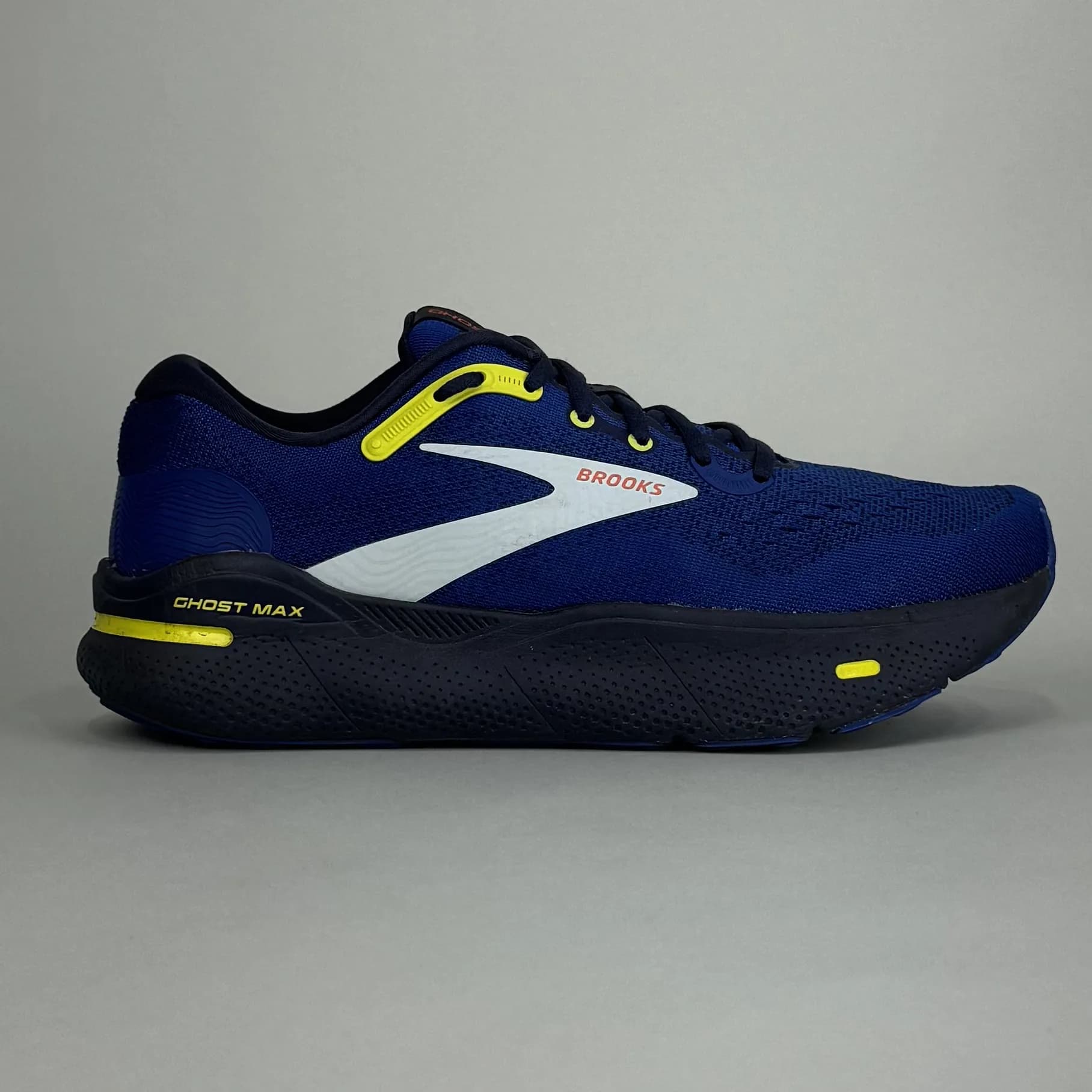 بروکس گاست مکس BROOKS GHOST MAX مدل 1104061D470