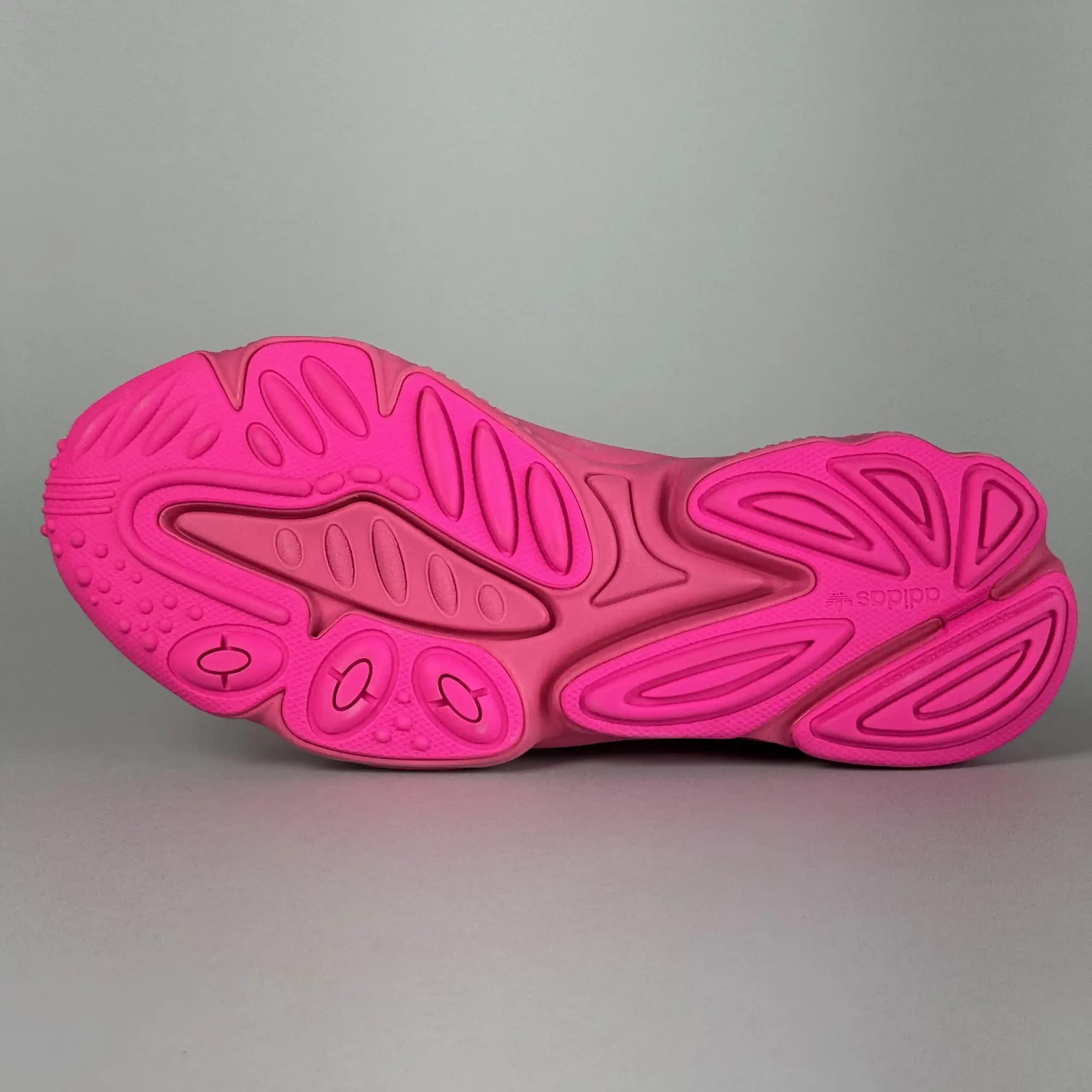 آدیداس اوزویگو ADIDAS OZWEEGO FROZEN مدل EE5395 — تصویر ۵