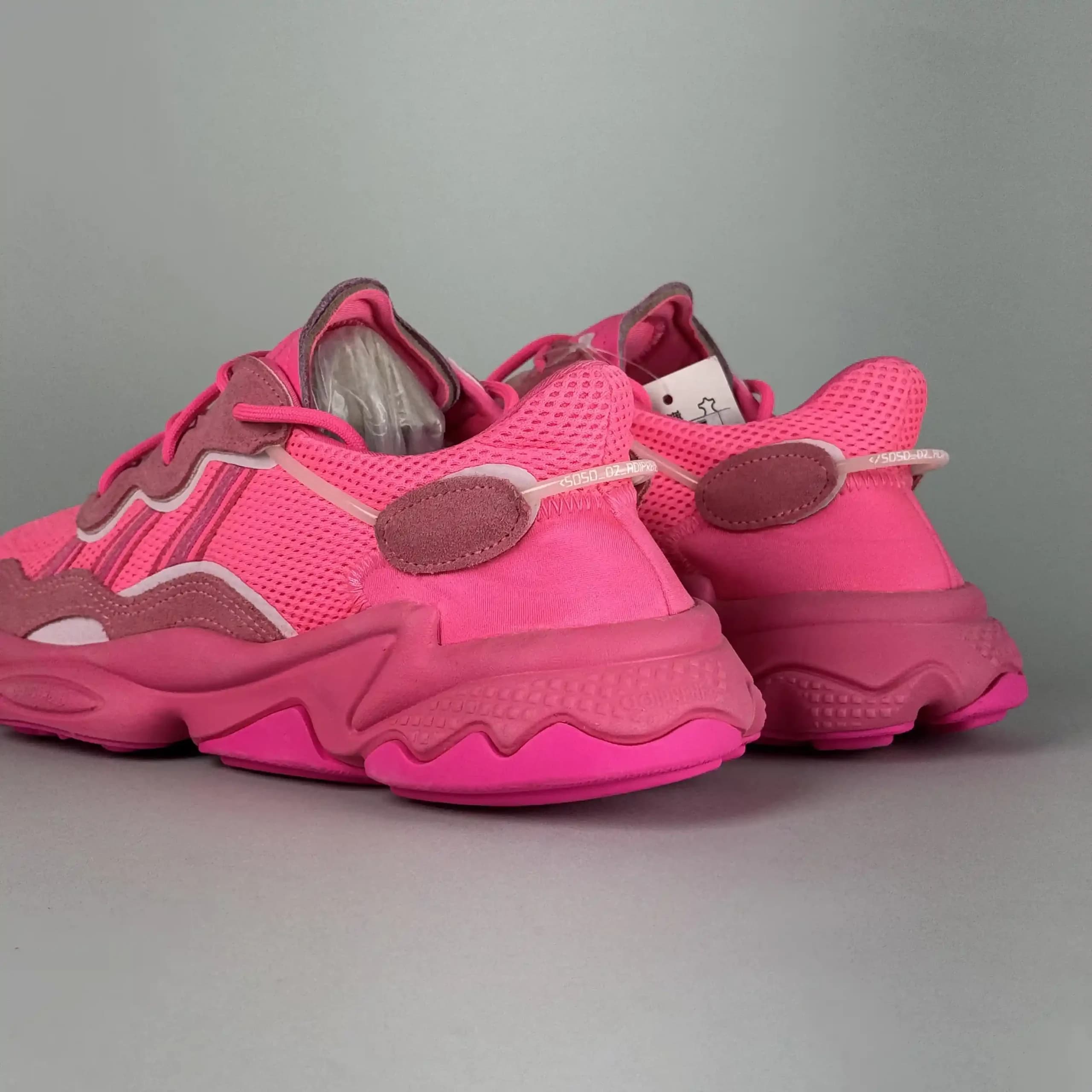 آدیداس اوزویگو ADIDAS OZWEEGO FROZEN مدل EE5395 — تصویر ۷
