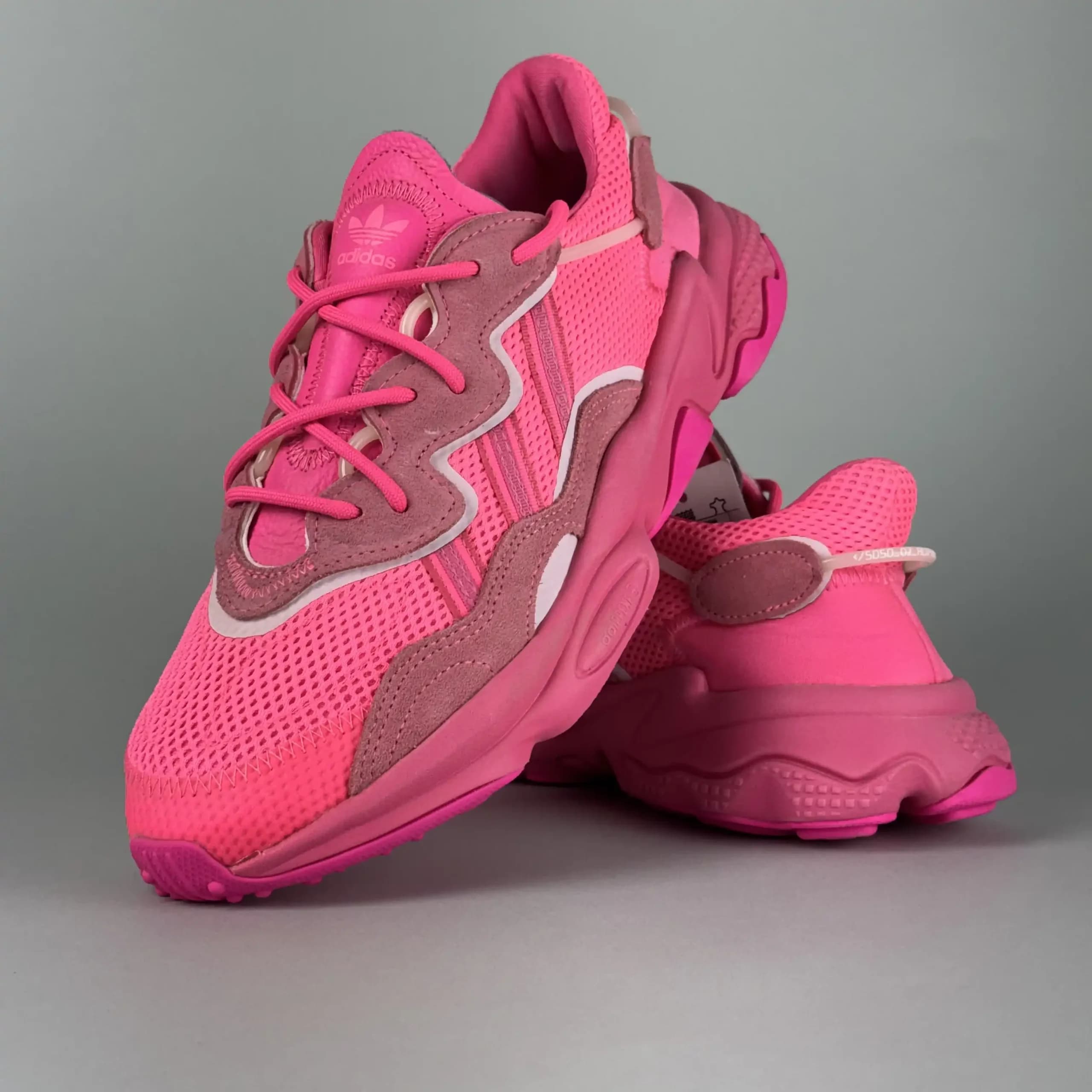 آدیداس اوزویگو ADIDAS OZWEEGO FROZEN مدل EE5395 — تصویر ۲