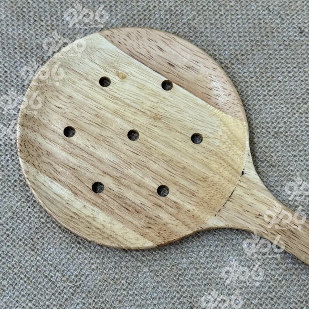 کفگیر چوبی کلاسیک گرد سوراخ پهن بزرگ 25*12 کد sp19 — تصویر ۳