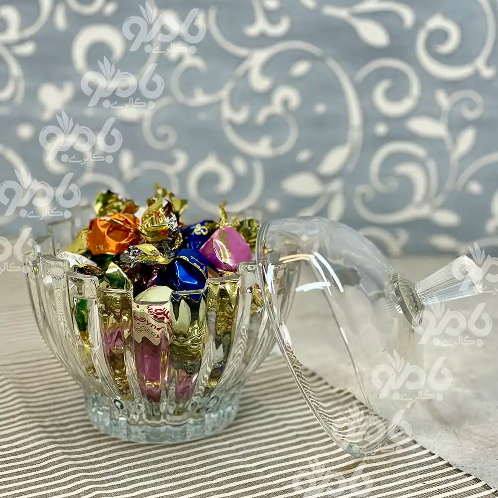 شکلات خوری درب دار شیشه ای برلین — تصویر ۲