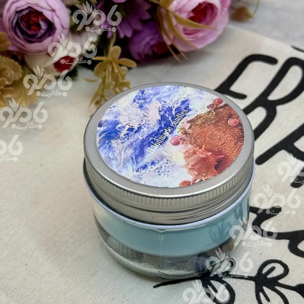 شمع شیشه ای فیتیله چوبی عطری — تصویر ۳