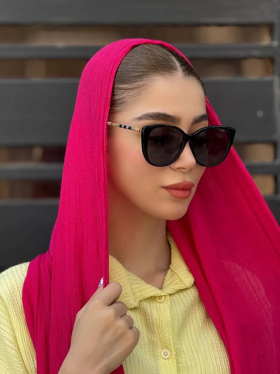 عینک آفتابی بربری مدل B4326 — تصویر ۲