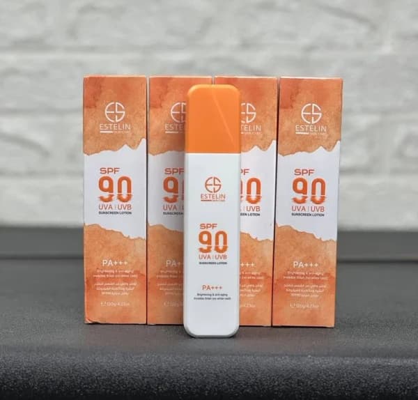 لوسیون ضدآفتاب روشن کننده استیلن SPF90 — تصویر ۲