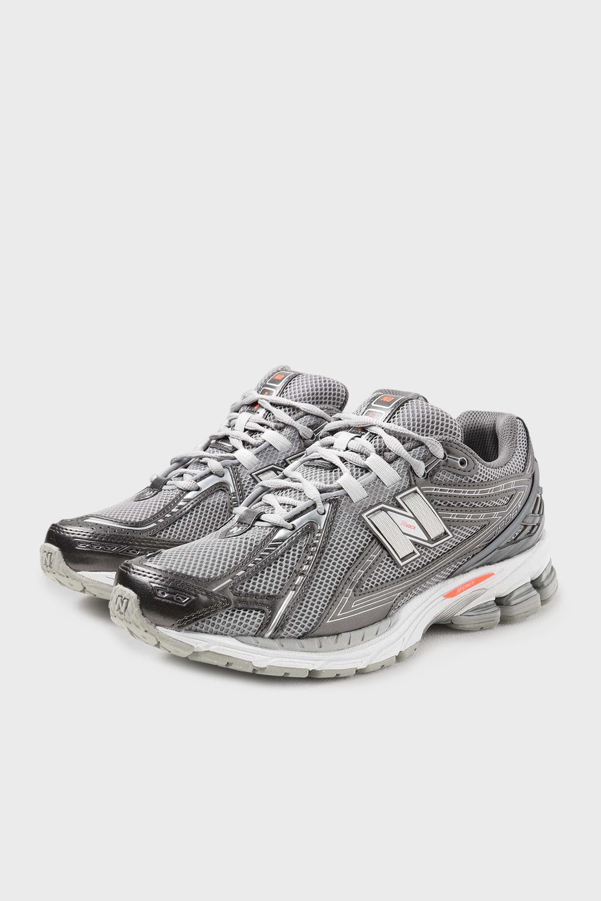 کفش اسنیکر نیو بالانس زنانه منسوجات مشکی راسته کژوال/روزمره | New Balance U1906RCO VN — تصویر ۳