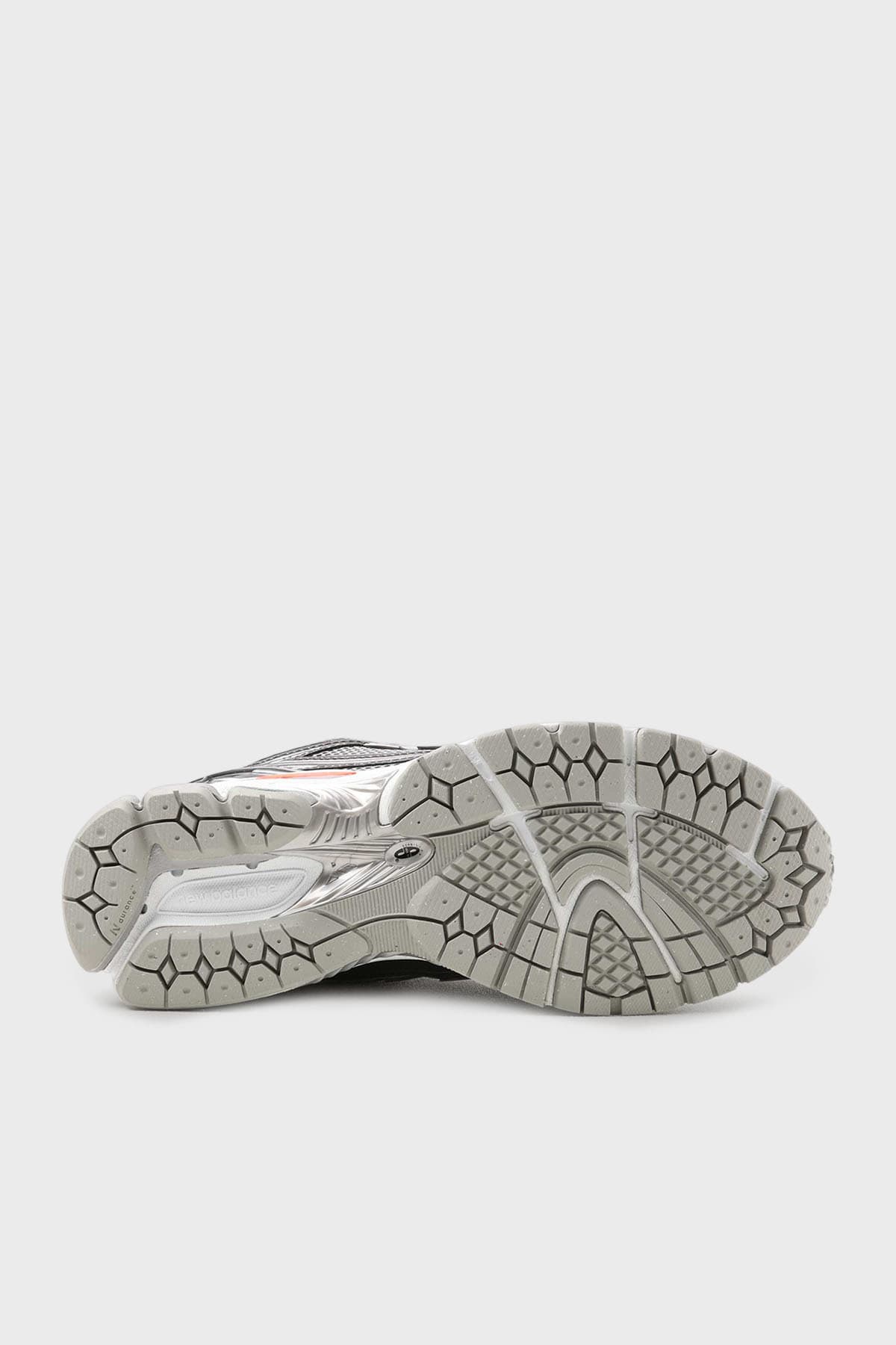 کفش اسنیکر نیو بالانس زنانه منسوجات مشکی راسته کژوال/روزمره | New Balance U1906RCO VN — تصویر ۵