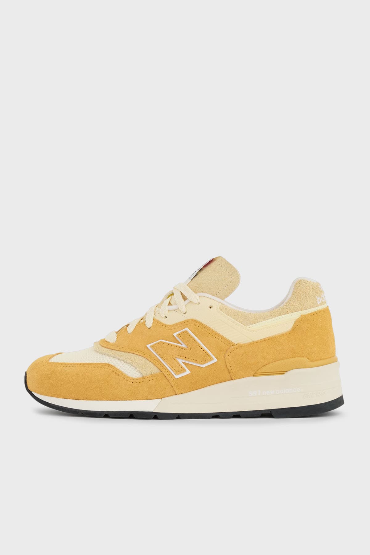 کفش اسنیکر نیو بالانس مردانه جیر زرد بیسیک طرح دار کژوال/روزمره | New Balance U997AC TR — تصویر ۲
