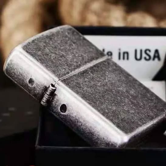فندک زیپو اصل Zippo Antique Armor کد 28973 — تصویر ۴