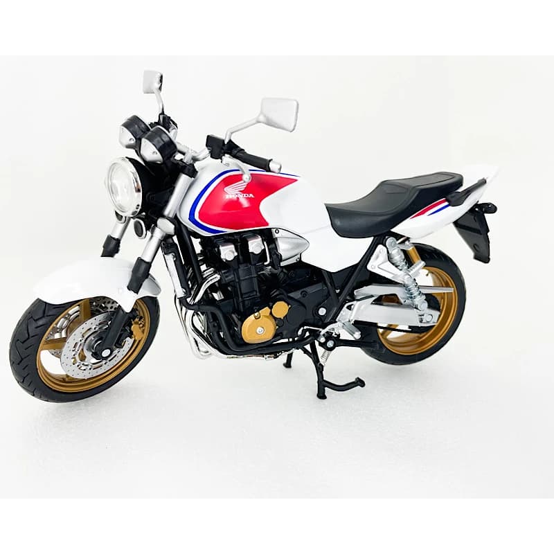ماکت موتور cb1300 سفید رنگ — تصویر ۴
