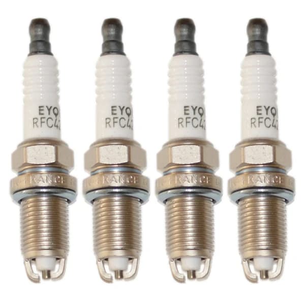 شمع موتور مزدا 323 دو پلاتین پایه کوتاه اکیوم (EYQUEM) فرانسه کد RFC42LZ2E