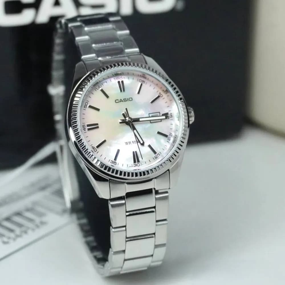 ساعت مچی زنانه کاسیو مدل CASIO LTP-1302DS-4A (اورجینال) — تصویر ۳