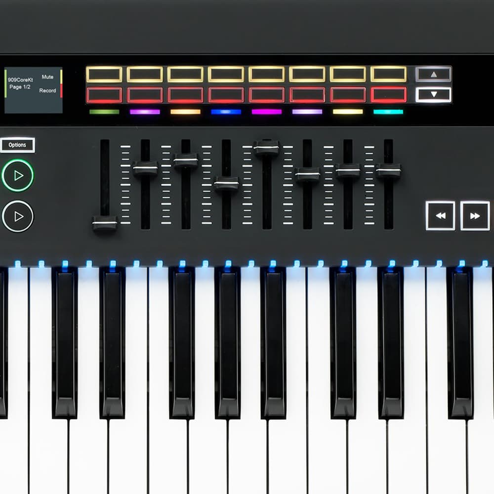 میدی کیبورد کنترلر Novation 61 SL MK3 — تصویر ۵