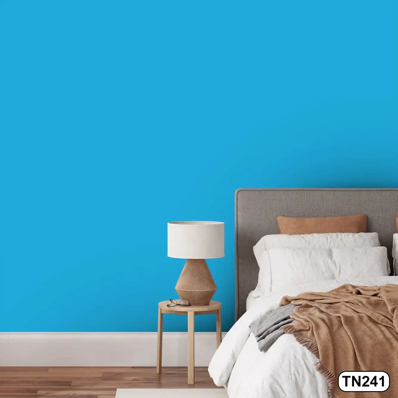 کاغذ دیواری ساده آبی کمرنگ مات کد TN241
