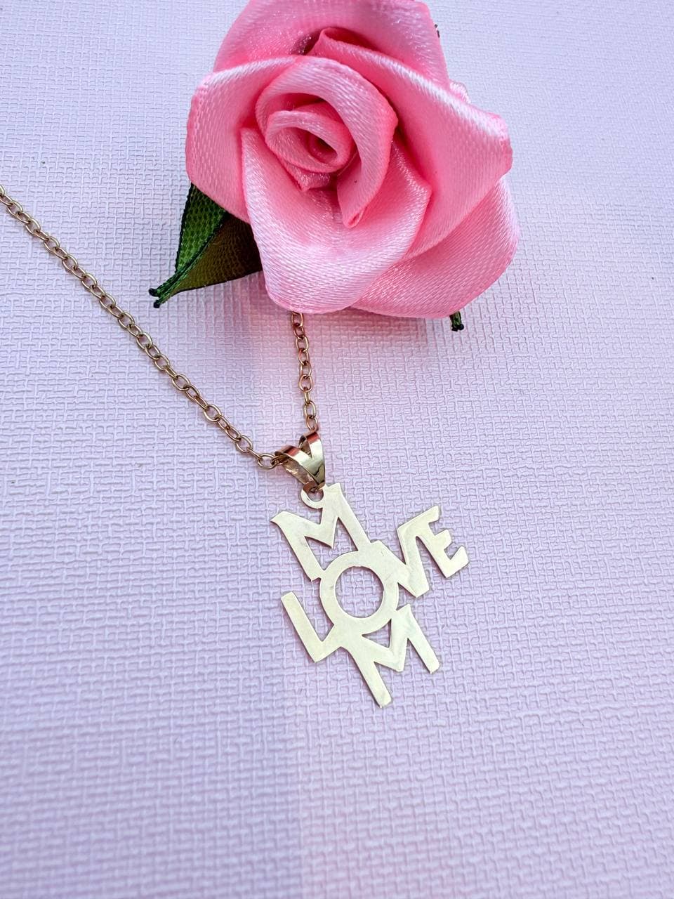 مدال تک Mom Love