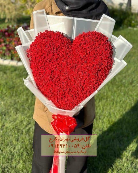 گل و شکلات لوکس ولنتاین برای خانم‌های شیک در گلفروشی ستاری