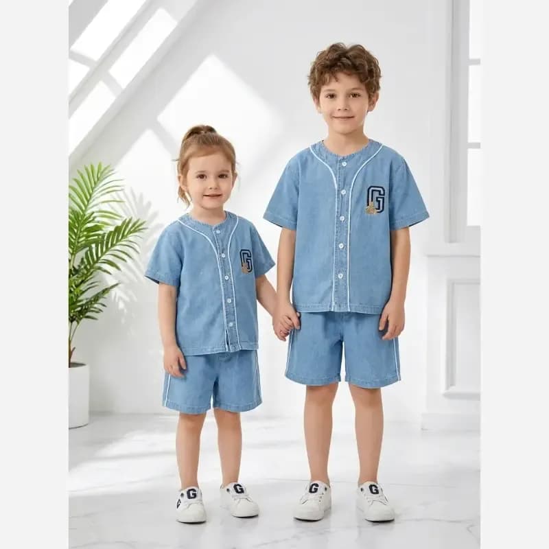 ست تیشرت و شلوارک جین گلدوزی طرح G سایز 2 تا 7 سال دخترانه و پسرانه — تصویر ۲