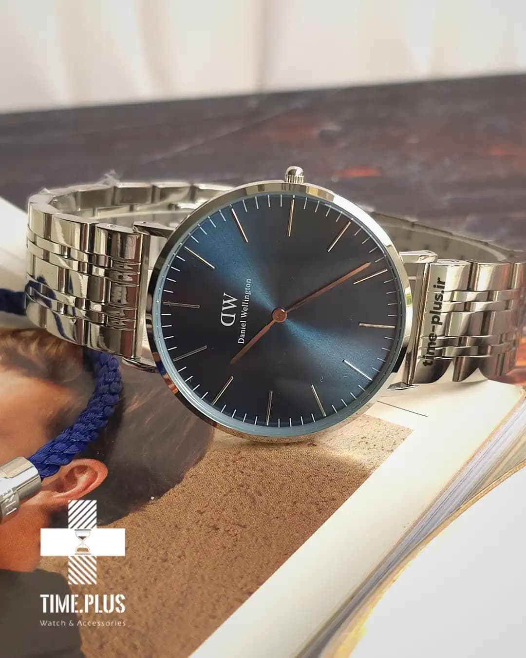 ساعت دنیل ولینگتون مردانه مدل Petite — تصویر ۴