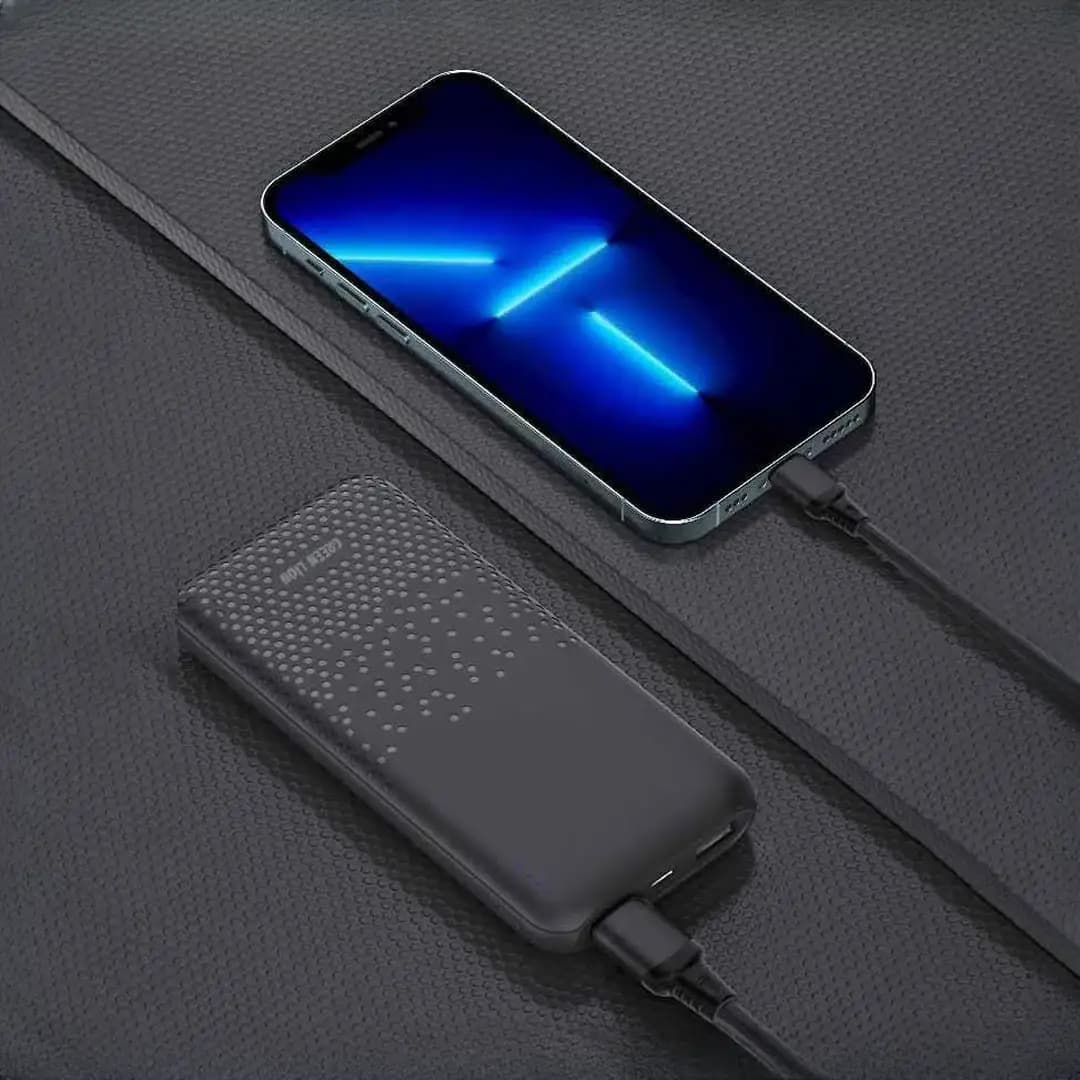پاوربانک 20 وات 10000 گرین لاین GNRME10KPD2BK — تصویر ۲
