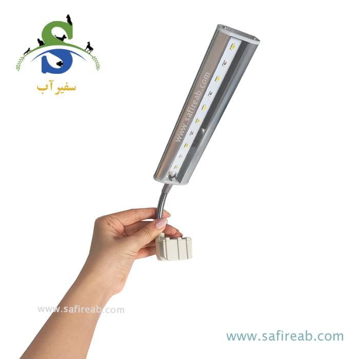 لامپ قاب نقرهای گیرهدار با نور سفید آبی و طول 17 سانتی متر 8wکدB19132 — تصویر ۲
