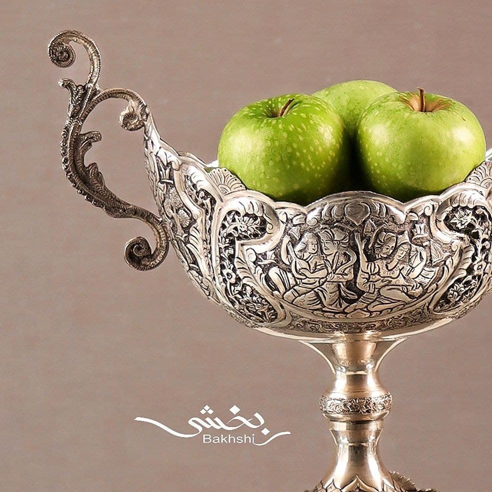 کشکول دسته دار نقره مینیاتور — تصویر ۲