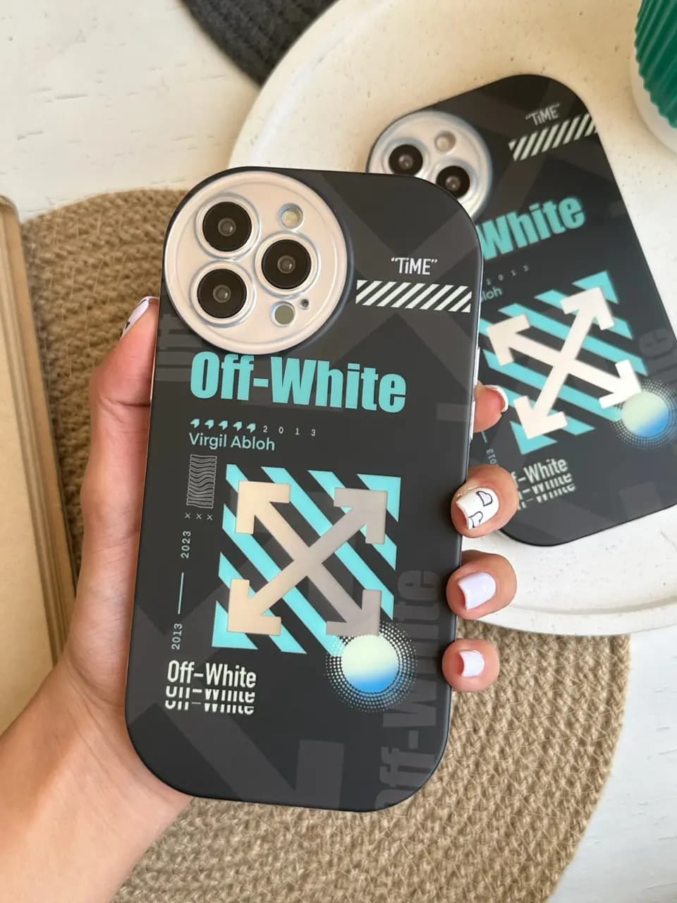 قاب Off-White لنز رینگی مشکی (کدC1321) — تصویر ۲