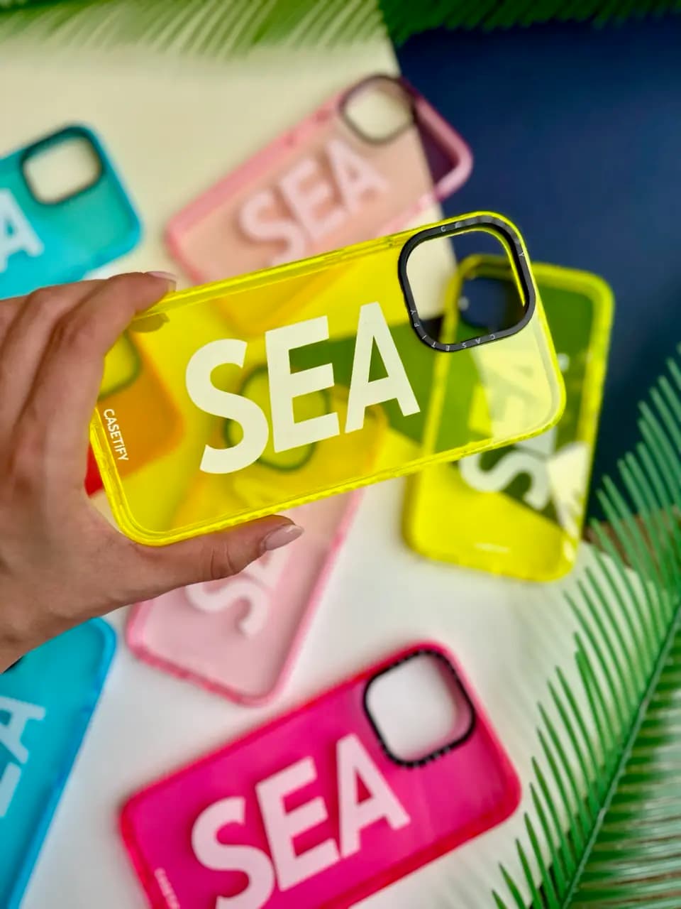 قاب Neon Sea Casetify (کدC1243)