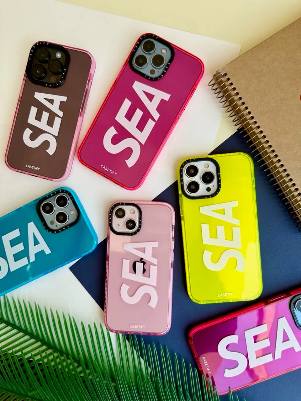 قاب Neon Sea Casetify (کدC1243) — تصویر ۳