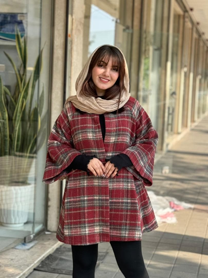 پالتو عروسکی زرشکی طوسی چهارخونه — تصویر ۳