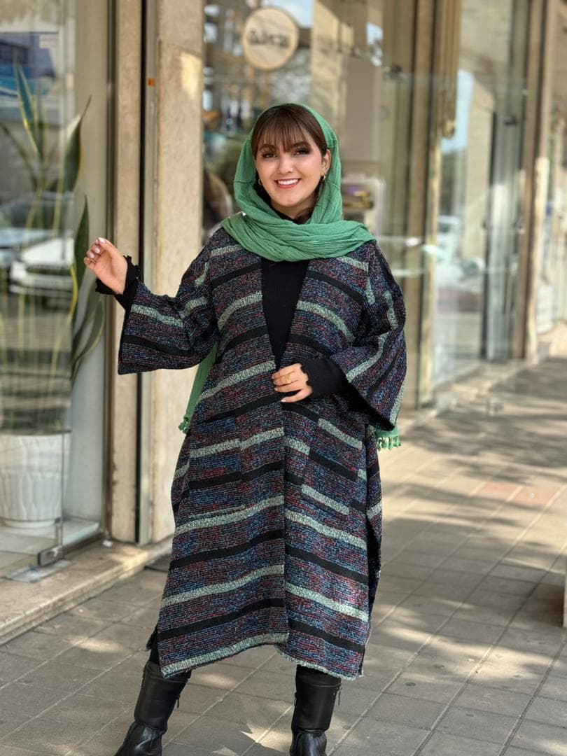 پانچ جلوباز مشکی سبز آبی راه راه — تصویر ۳