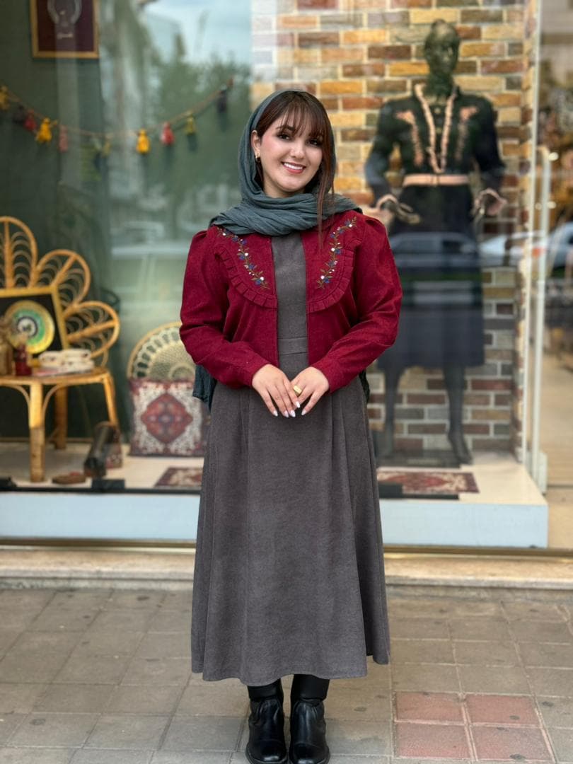 کت و سارافون شقایق کبریتی طوسی زرشکی — تصویر ۳