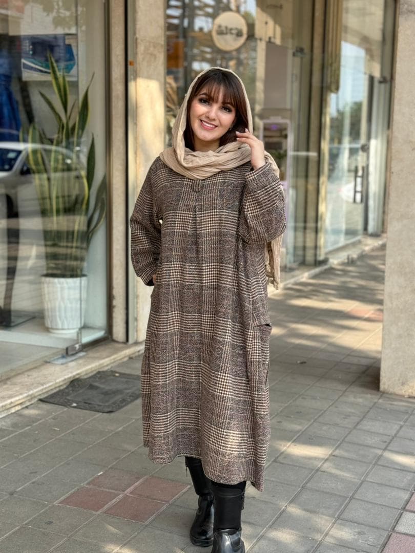 پیراهن کعبه قهوه ای کرم پیچازی — تصویر ۲